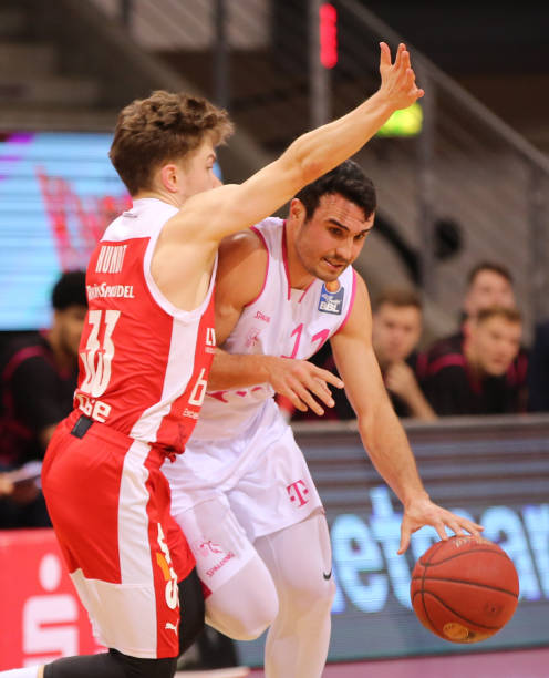 有望帮助他 有望帮助他