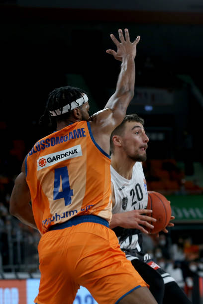 篮进行轻微 篮进行轻微